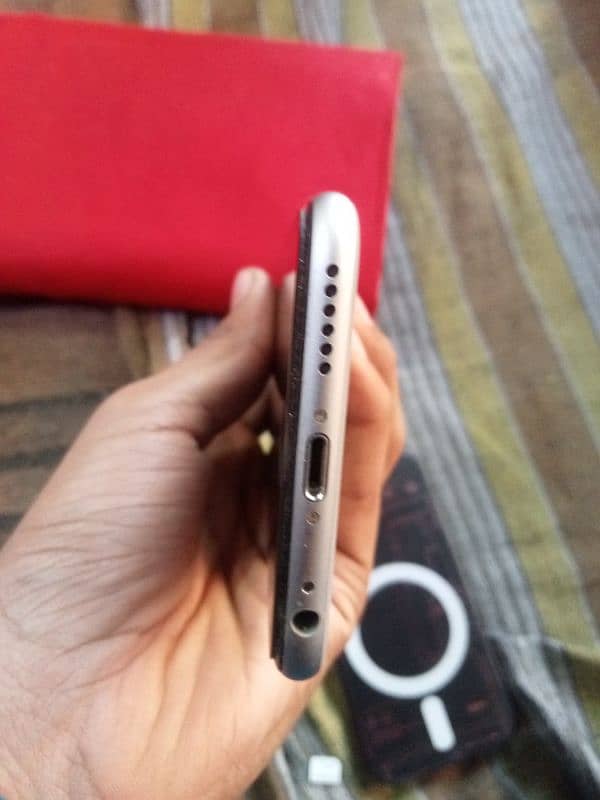 iphone 6 non PTA  32gb 2