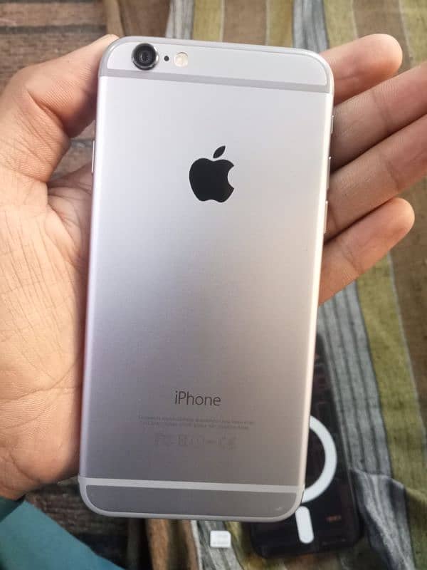 iphone 6 non PTA  32gb 4