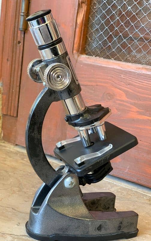 Microscope For Sale 1