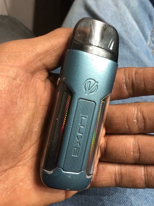 vaporesso luxe x pro in good condition 2