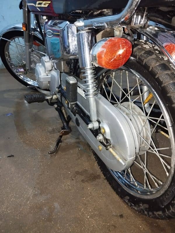 Honda CG125 silver addition 7