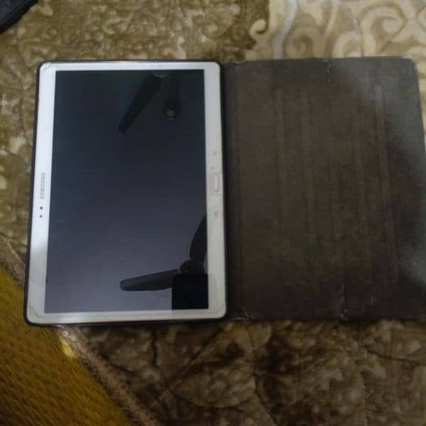 Samsung galaxy Tab model Sm_T800 6