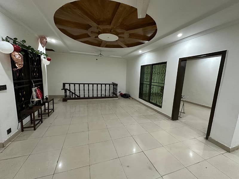 01 Kanal Upper Portion Available For Rent 5