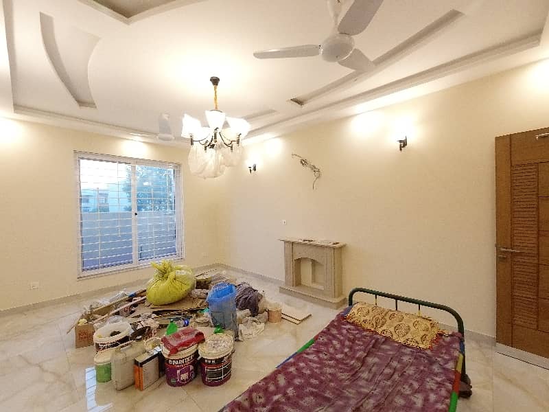 Prominently-Located On Excellent Location 7 Marla House Available In Jinnah Gardens Phase 1 5