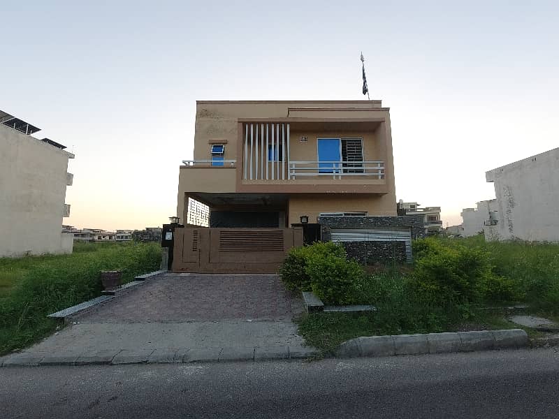 Good Location In Jinnah Gardens Phase 1 7 Marla House For Sale 0