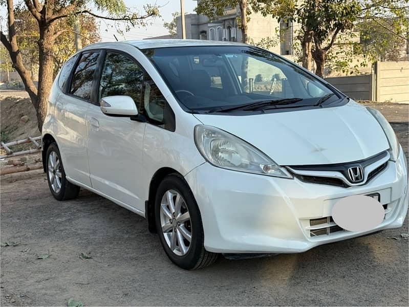 Honda Fit 1.3 hybrid Navi Premium Selection 2011 2