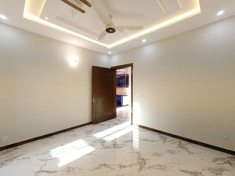 Book A On Excellent Location 7 Marla House In Jinnah Gardens Phase 1 21