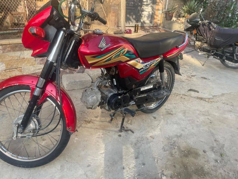 HONDA CD70 DREAM 2021-2022 1