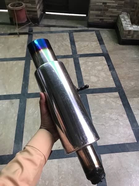 HKS EXHAUST 1 Month used 2