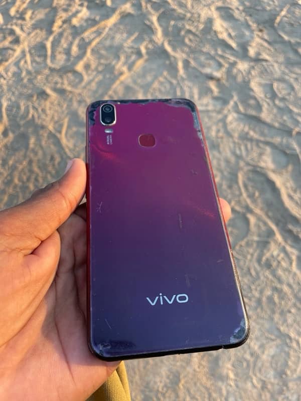 Vivo y11 4