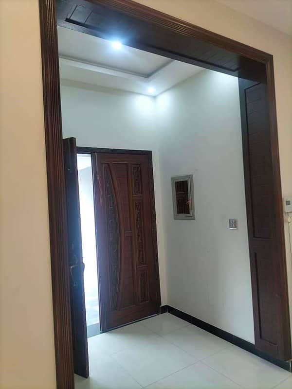 Eight Marla Double Storey House For For Rent In Bahria Town Lahore 3