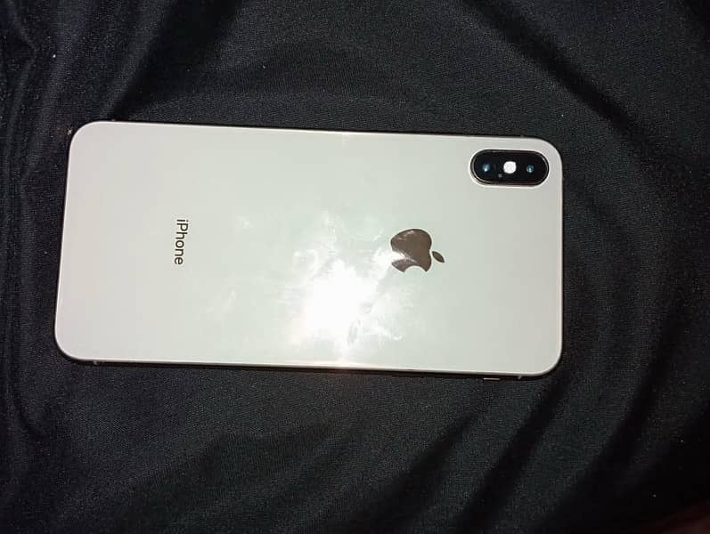 iPhone xs max  not pta for sell 6