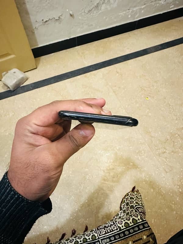 iphone 7 plus 128 gb PTA 5