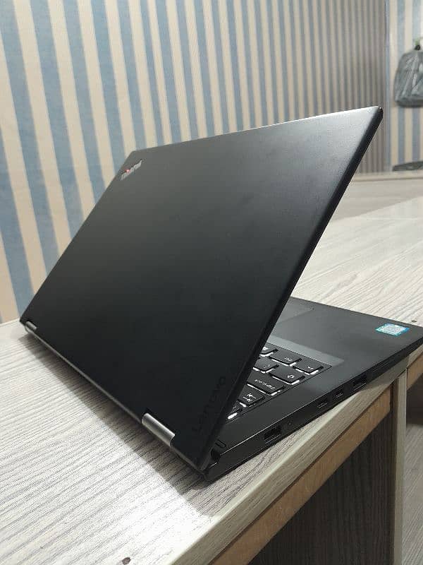 lenovo Thinkpad yoga 370 4