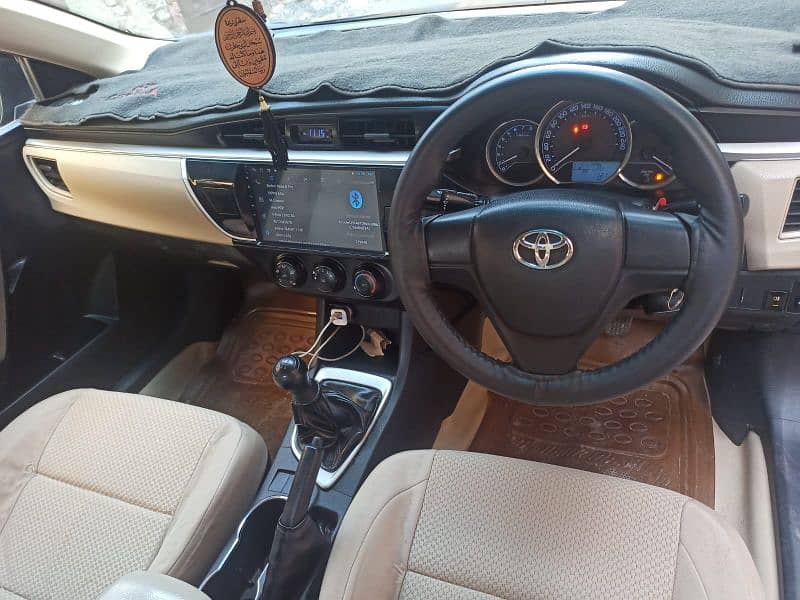 Toyota Corolla GLI 2014 13