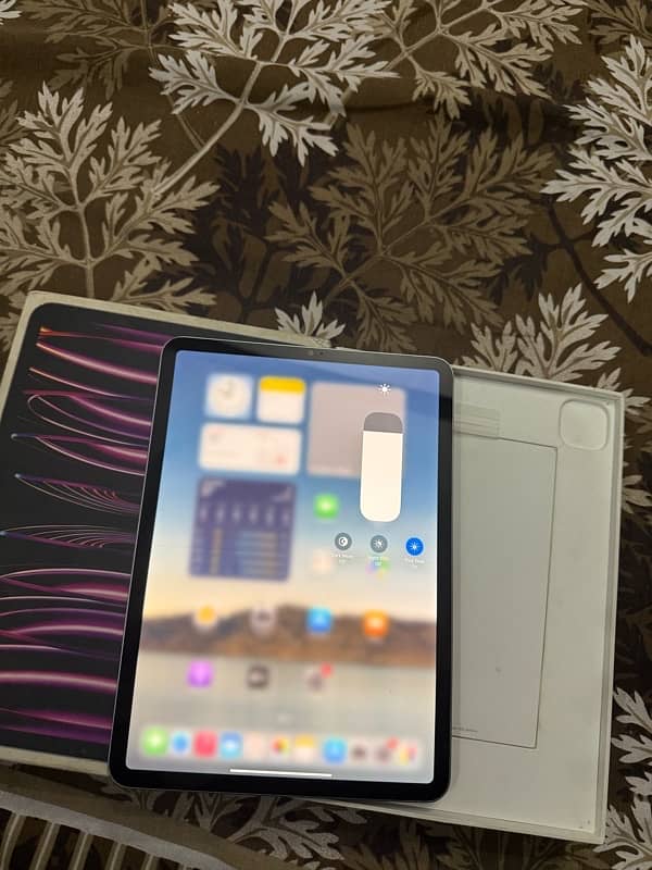 iPad Pro m2 4th generation 2