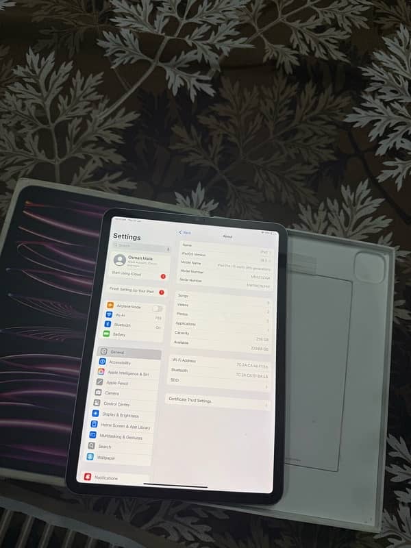 iPad Pro m2 4th generation 3