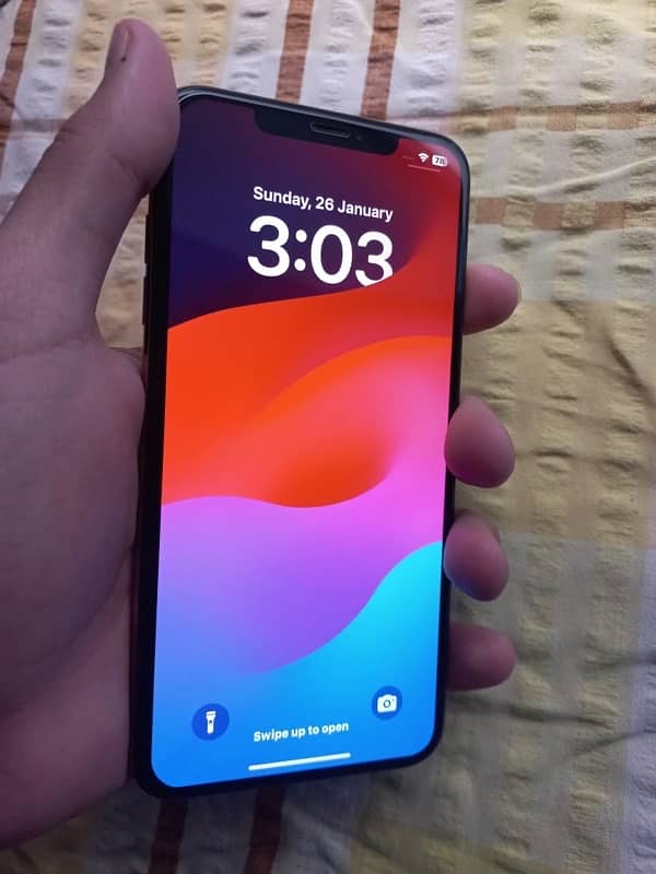 iPhone XS Max Non PTA 1