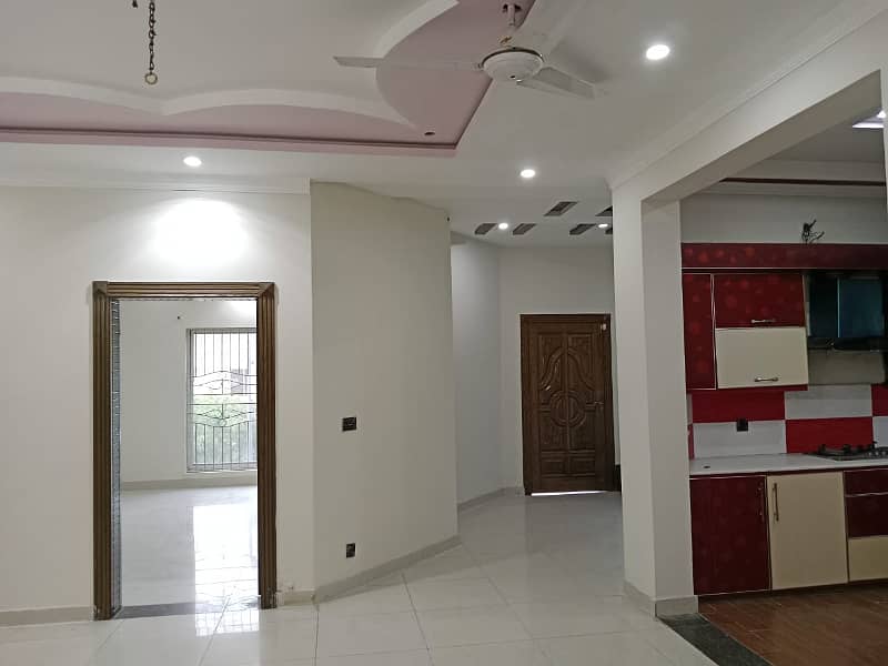 Ten Marla House For Rent in Bahria Town Lahore 26