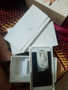 oppo a37 fw 10 by 9 with box