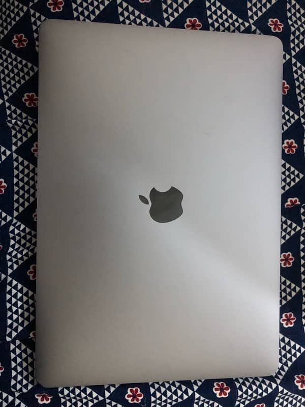 macbook pro 2019 i5 16gb 256gb 2