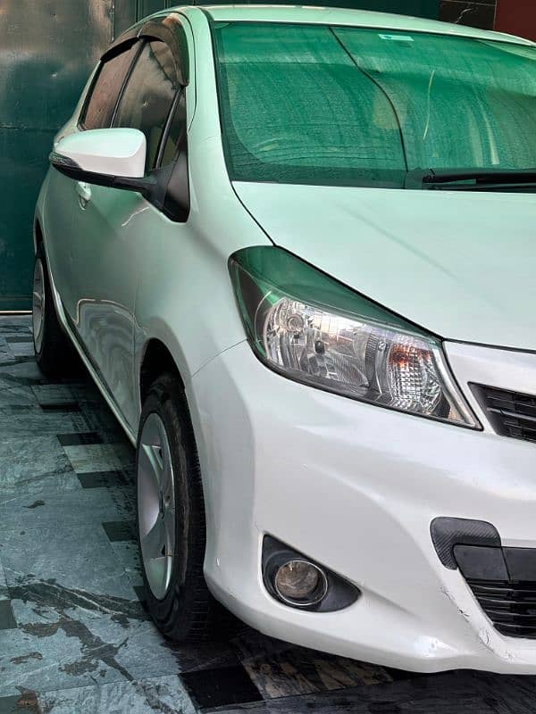 Toyota Vitz 2013 1