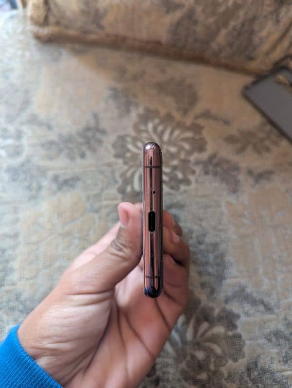 Sony Xperia 5 mark 2 rose gold non pta 4