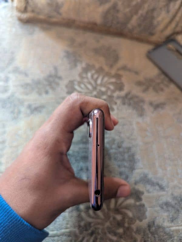 Sony Xperia 5 mark 2 rose gold non pta 5