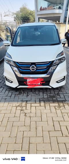 Nissan  Serena HighwayStarr 2019 fresh import 2019