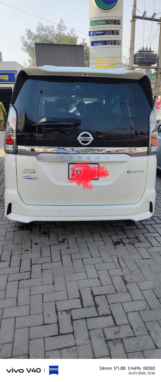 Nissan  Serena HighwayStarr 2019 fresh import 2019 5