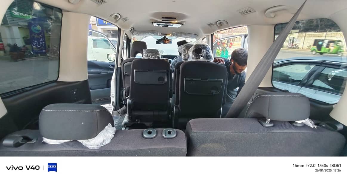 Nissan  Serena HighwayStarr 2019 fresh import 2019 6