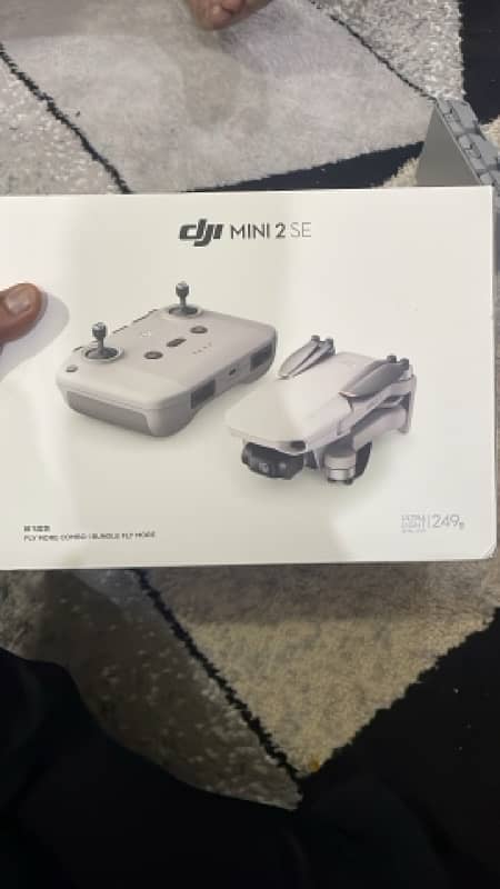 Dji mini SE 2 fly more combo 0