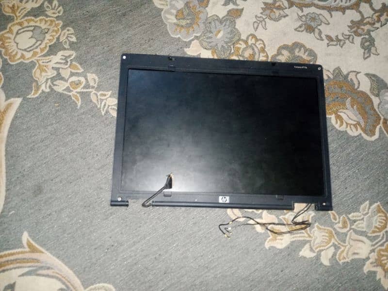 LCD screen of hp 6910p 1