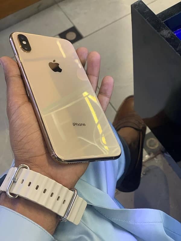 iphone xs max 2