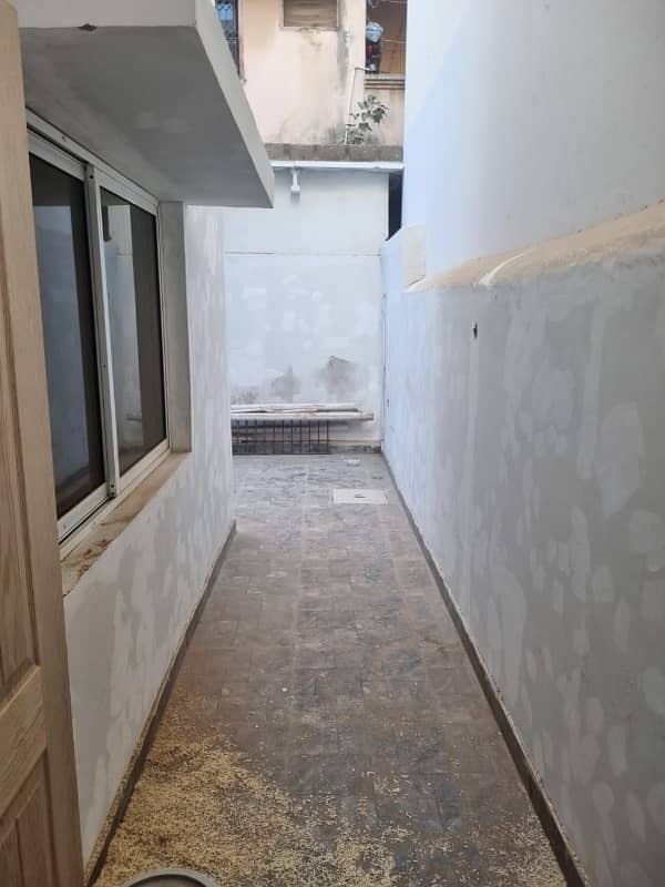 240 SQ YARD GROUND PLUS ONE FOR SALE IN GULSHAN-E-IQBAL BLOCK 13 D2 33