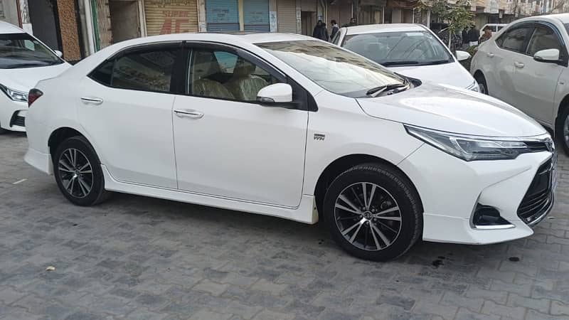 Toyota Corolla Altis 2021 8