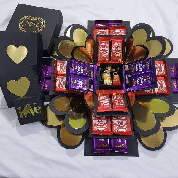 Chocolate explosive box & bouquet for love one 6