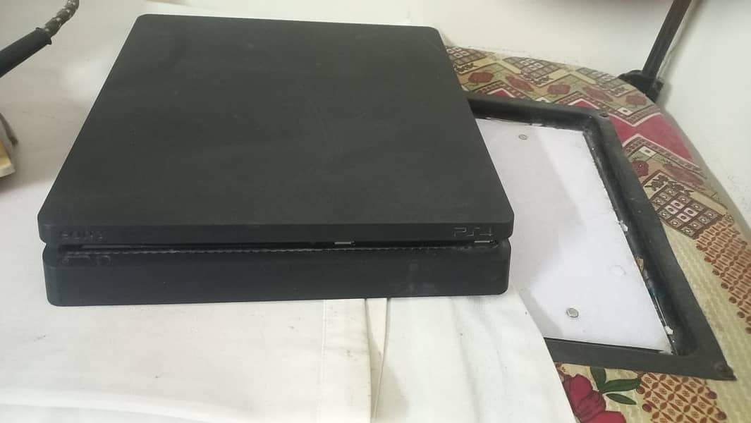 Ps4 slim 1tb 4