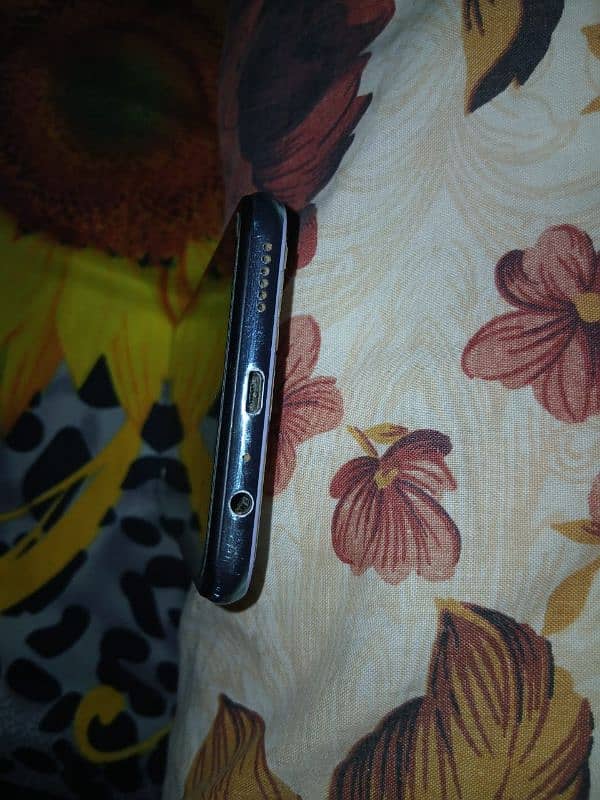 Vivo S1 Good Condition 4