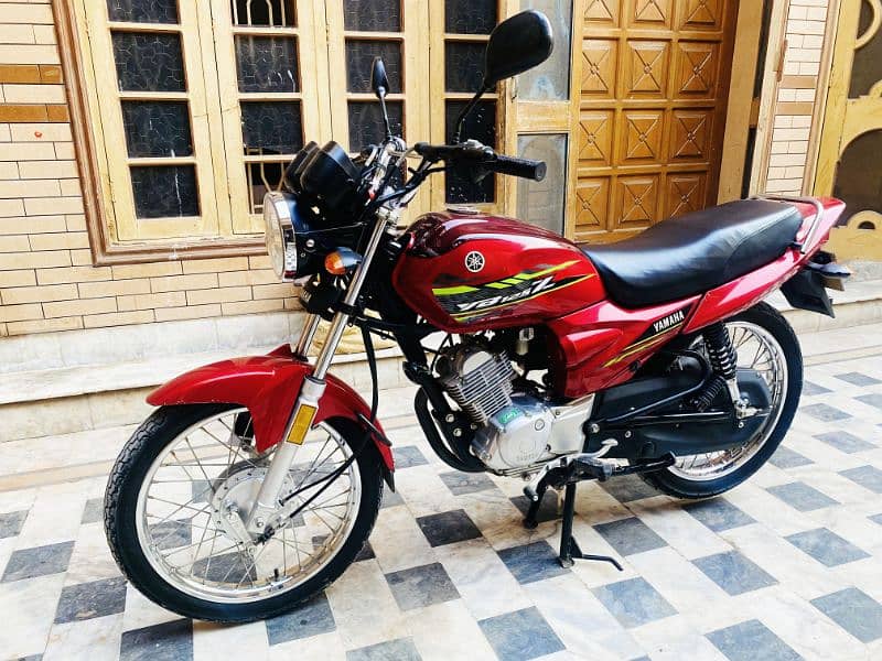 YB 125Z 0