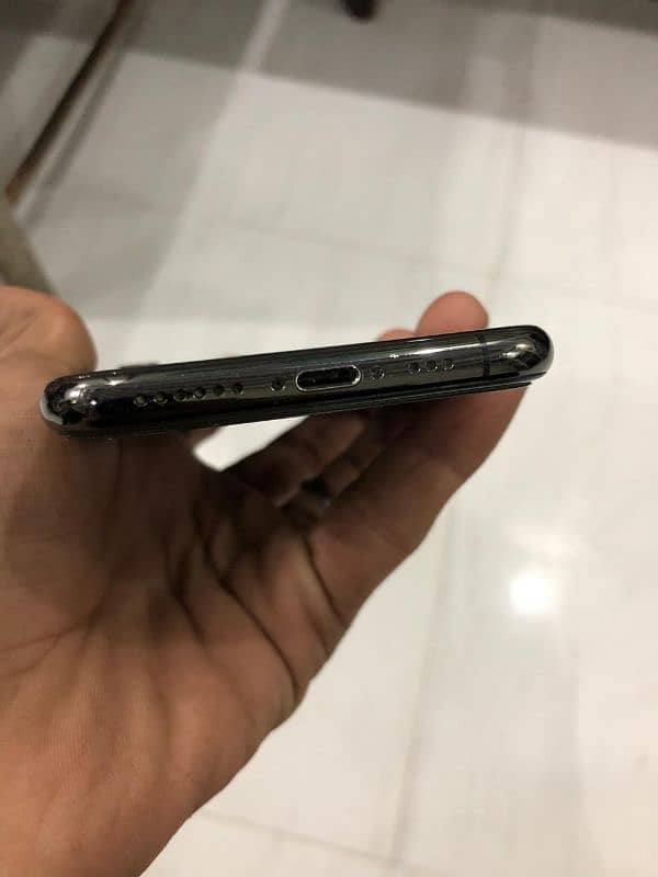 good condition 256 gb80 percent battery health non pta 1