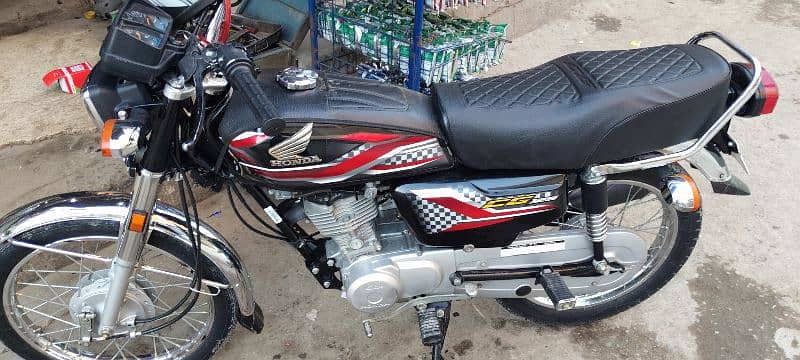 Honda 125 2024 10