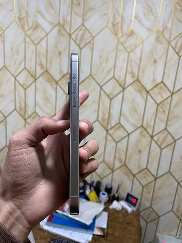 iphone 15 pro max HK dual PTA 2