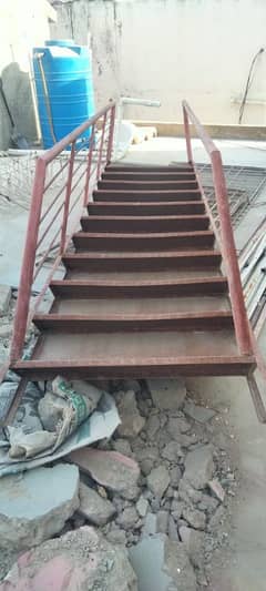 iron stairs 13ft (11 steps