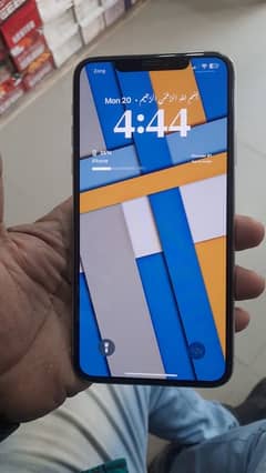 iPhone 11pro max 256gb dual sim approve