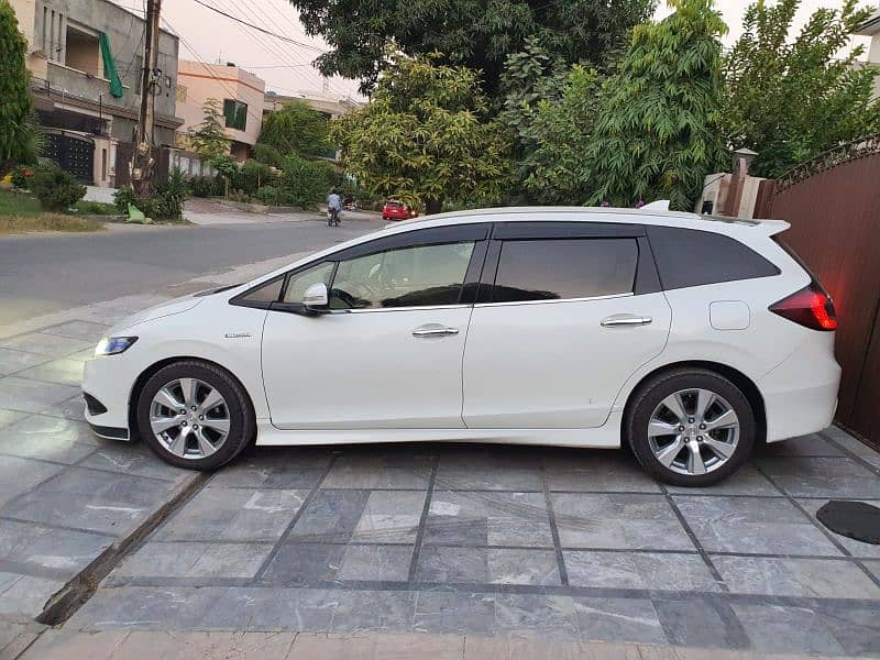 Honda Jade Hybrid 2015 8