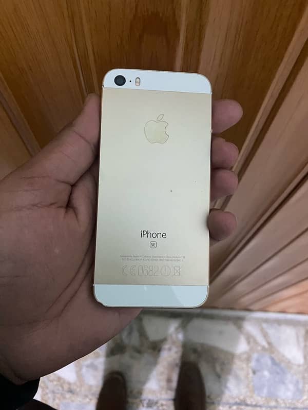 IPHONE SE 1st generation PTA OFFICIAL APPROVED  URGENT SELL 9