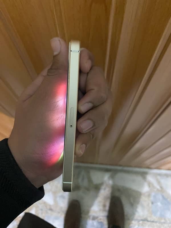 IPHONE SE 1st generation PTA OFFICIAL APPROVED  URGENT SELL 10