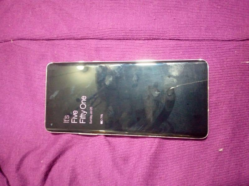 I am selling my one plus 8 1