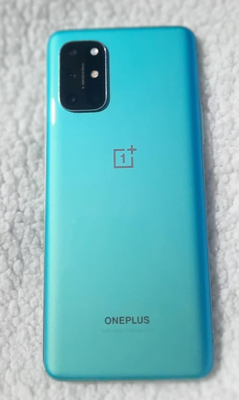 One Plus 8T 12/256 2